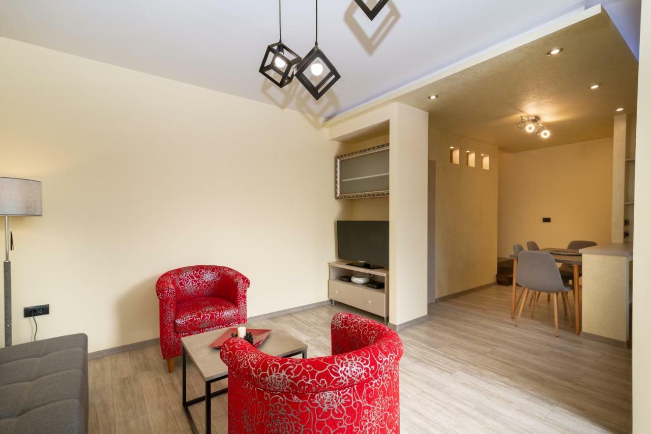 Central Point Valjevo Bagian luar foto